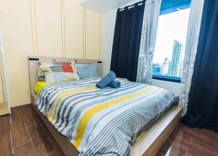 Wow Digital Nomad Makati Surf Swim Gym Park 4254