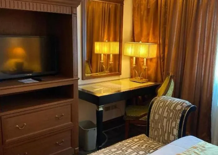 Wow Digital Nomad Makati Surf Swim Gym Park 4254 Apartment *