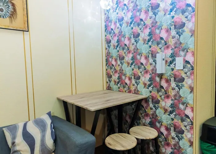 Wow Digital Nomad Makati Surf Swim Gym Park 4254